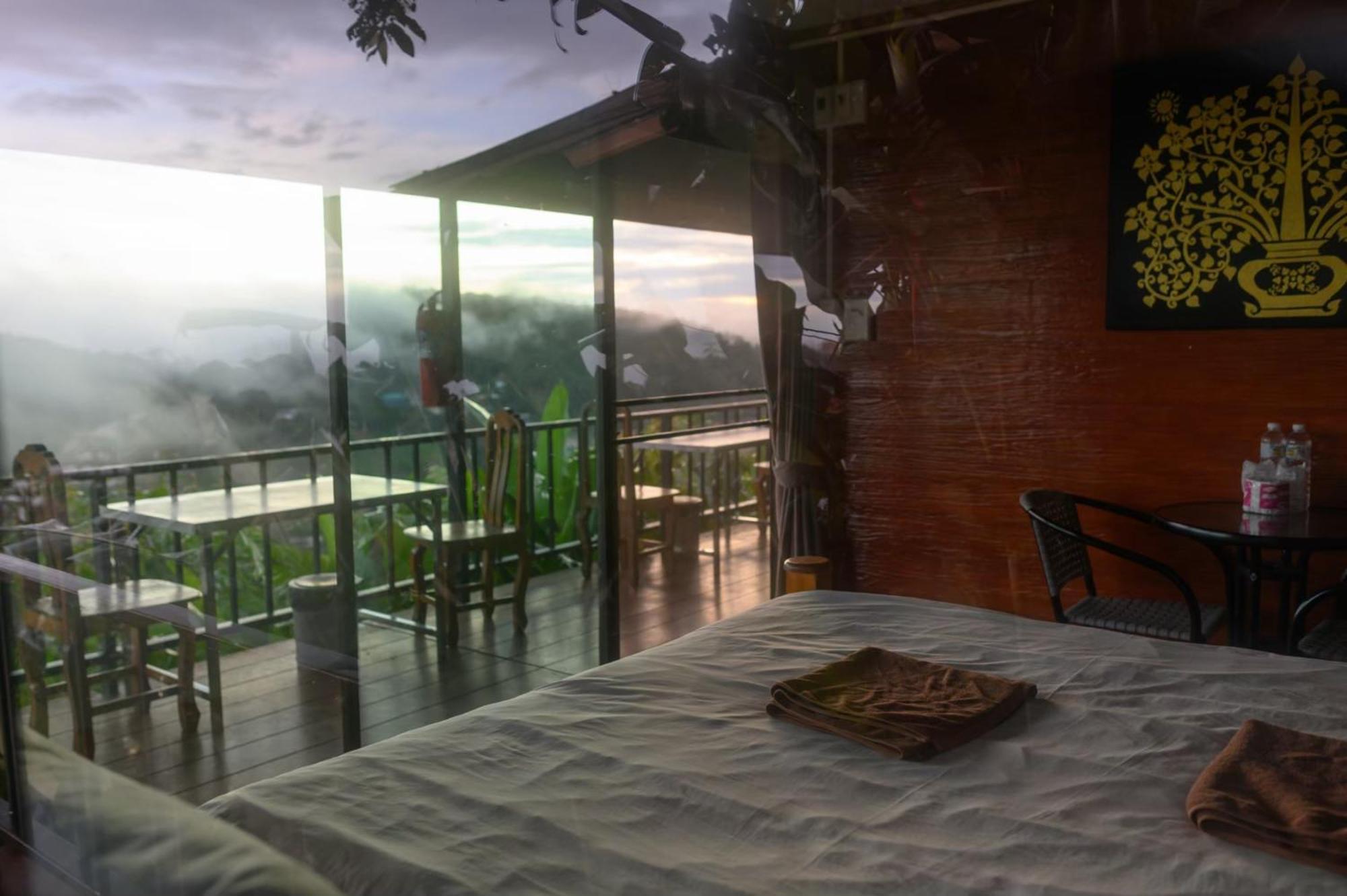 Ở trọ Mon View Ngam